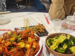 -老街烧烤大排档·地道湖北菜·龙虾馆(汉口火车站店)