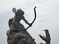 -巴陵广场