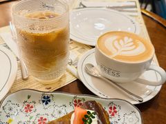 -THE PRESS(申报馆店)