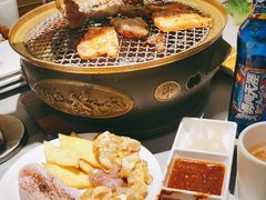 -山焱·炭火自助烤肉(周浦万达店)