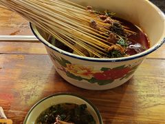 -拈签一笑黄牛肉辣卤串串