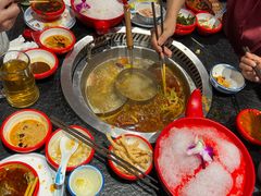 -醉董牛川派鲜肉自选火锅(烟台店)