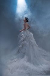 -雪中彩影婚纱摄影·微光艺术中心