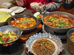 -万重锦·人文川菜馆(骡马市店)