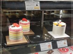 面包甜点陈列柜-巴黎贝甜(银城东苑店)