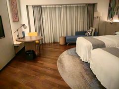 -上海佘山世茂艾美酒店