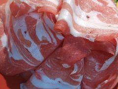 -洞庭洲·防空洞火锅·铜锅涮肉·烧烤(新百广场店)