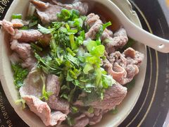 -大众跷脚牛肉馆·非遗传承单位(峨眉山店)