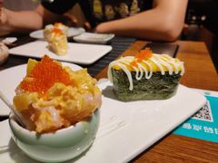 蟹黄鱼籽军舰寿司-井梧町川式料理(海河店)