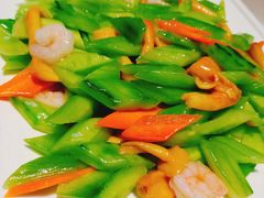 -老码头黑皮肘子锅包肉(赣水路店)