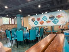 -白阿婆过油肉拌面·大盘鸡