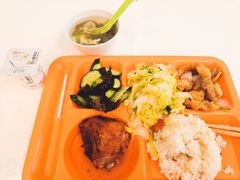 -同济大学本部学苑饮食广场