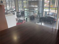 -苏州利星奔驰4S店(吴中店)