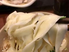 -亮亮面馆(经六路店)