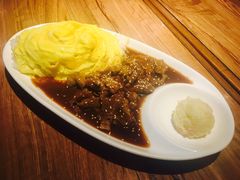 -玛格萝妮(汇智国际商业中心店)