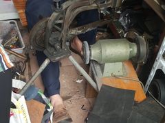 -静安寺修鞋修包修拉链