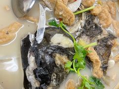 豆葱炖鱼头-堂瓦里·33年传统赣菜(第一街区店)