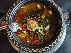 -符缸酸菜鸡(华阳店)