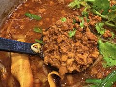 -魔都三兄弟酸辣粉·蘸卤炸串(虹桥万科店)