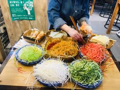 -八一好吃街·高品美食广场