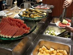 自助水果-小鱼小牛·鱼牛干锅·脆鱼火锅(世欧广场店)