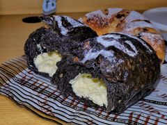 胖墨鱼奶酪面包-Juicy Bakery(大学路店)