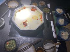 -新草堂锅物料理(泉城路店)