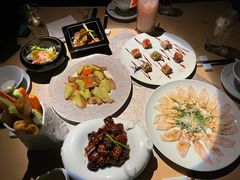 -穹六人间 people 6(岳阳路店)