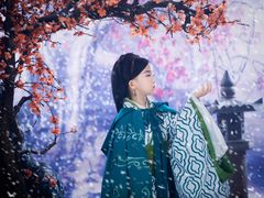-九月鹰飞汉服摄影工作室