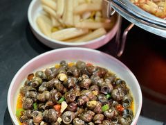 -龙巢盱眙龙虾·牛蛙·烧烤宵夜(八卦岭店)