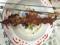 老钟家烤羊排-老钟家烤羊排·敦伊阁清真餐厅胡羊焖饼