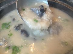 -粥王府 老广传家菜(东关街店)