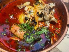 -成都你六姐·牛肉冒菜(上海环宇荟店)