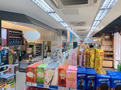 -全家便利店(王府井大街店)