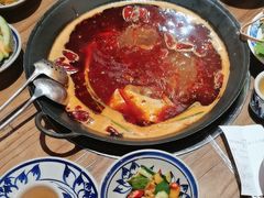 -旧街市鲜货老火锅(大光路店)