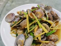 -四川小胡子海鲜(丁村万人海鲜广场店)