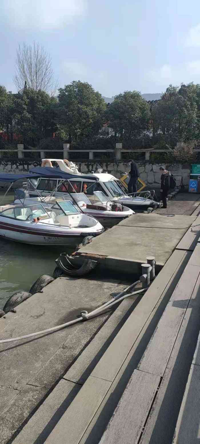 东山沙滩山码头