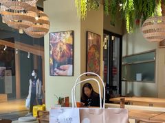 -Dough&Joe团憩(瑞虹天地月亮湾店)