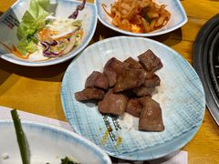 -唯成•韩国炭火烤肉 유성고기