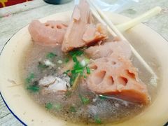 排骨藕汤-燕子煨汤(山海关路店)