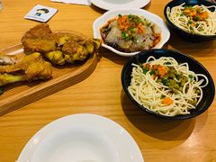 热干面-莲餐厅·湖北菜·藕汤是头牌(愚园路店)