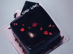 -UNI UNI(环亚凯瑟琳店)