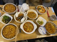 -丽丽三鲜螺蛳粉(田林路店)