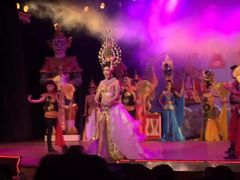 -金东尼人妖秀