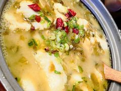 -周鱼小馆石锅酸菜鱼(活力汇店)