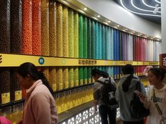 -m豆巧克力世界(上海世茂广场店)