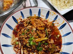 -黄记煌三汁焖锅(新佳丽江汉路店)