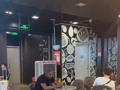 -麦当劳(深圳北站高铁店)