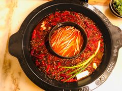 -黄潇洒老火锅(九眼桥宏济巷店)