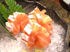 三文鱼腩刺生-炙柒Sekinana·精致料理 烧鸟·铁板烧(海上世界店)